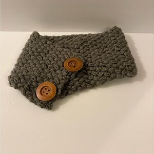 Chunky Knit Scarf with Wooden Buttons
